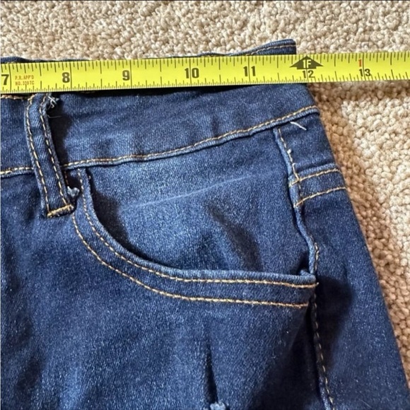 SHEIN Distressed Women’s Skinny Jeans Size 4 - Picture 3 of 9